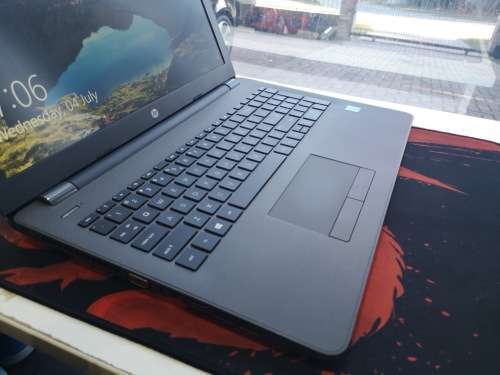 LATEST HP DESIGN*7TH GENERATION i5*AS NEW*HP 250 G6*i5-7200U*4GB DDR4*WARRANTY*